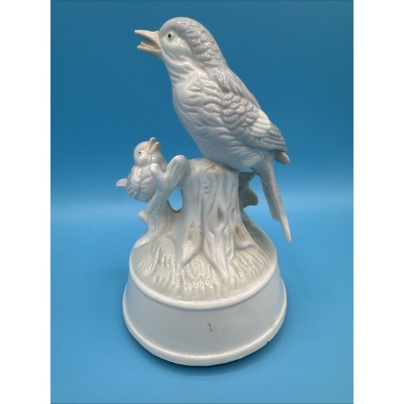 Ardant Porcelain Bird Chick Music Box "Love Me Tender" - Picture 2 of 5